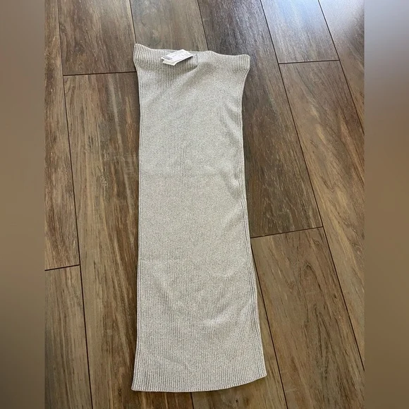 New with tag H&M Light silver Gray Rib Knit Skirt size XS - Picture 4 of 6